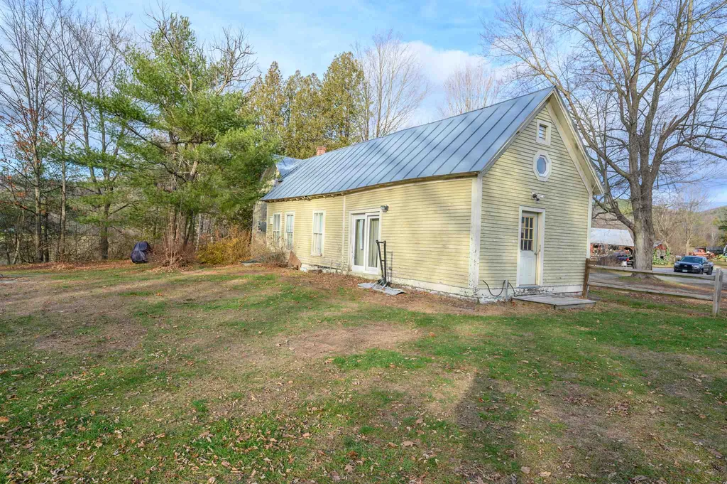 106 Plains Road Monroe NH 03771