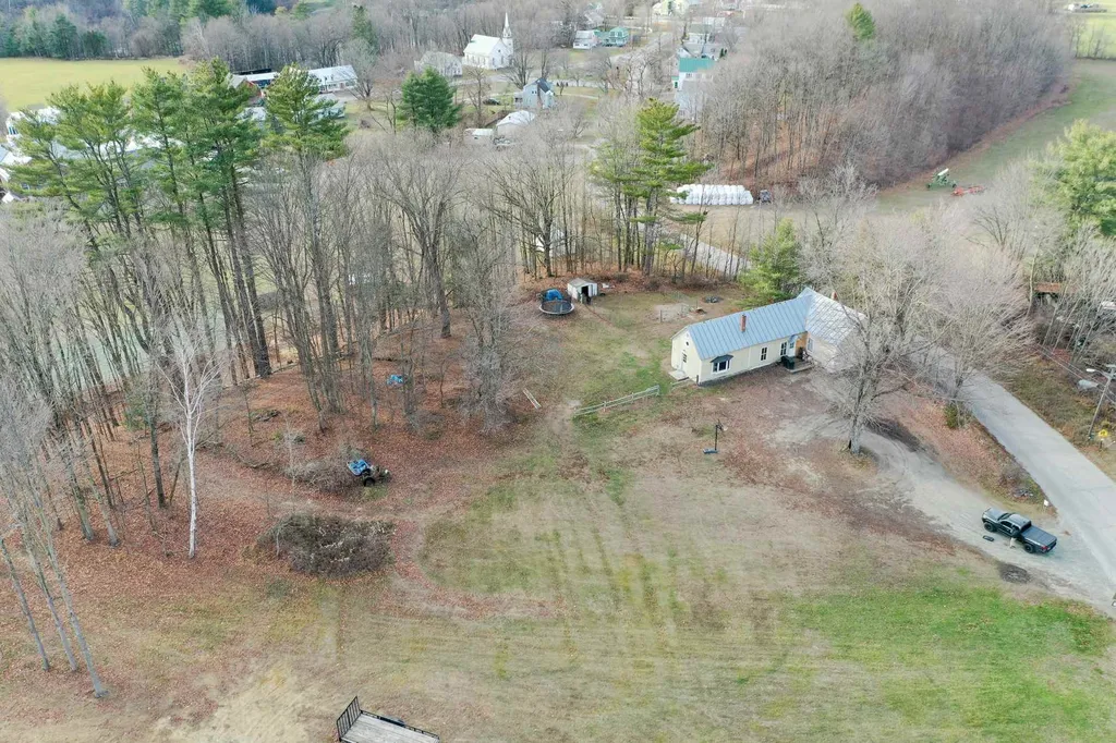 106 Plains Road Monroe NH 03771