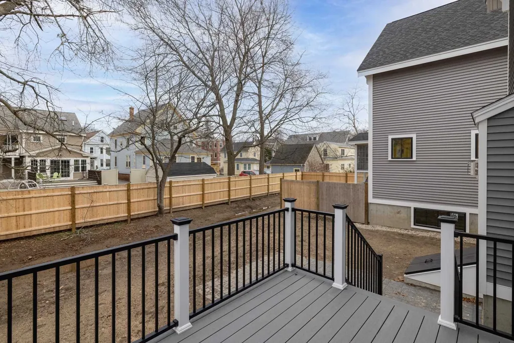 71 Madison Street Portsmouth NH 03801