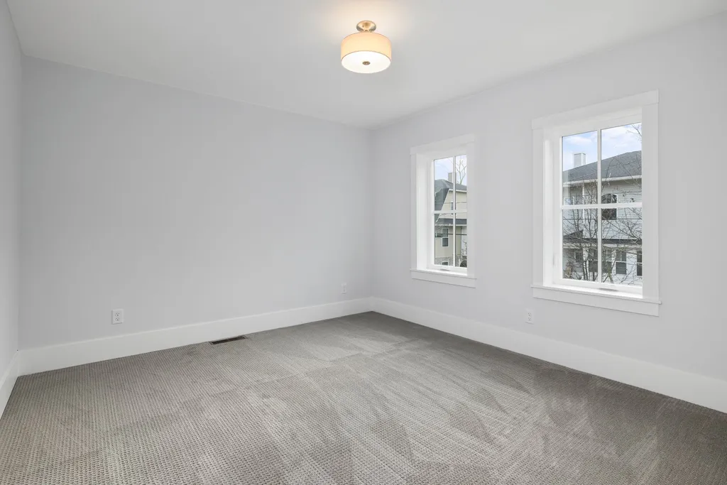 71 Madison Street Portsmouth NH 03801
