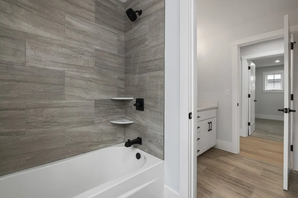 71 Madison Street Portsmouth NH 03801