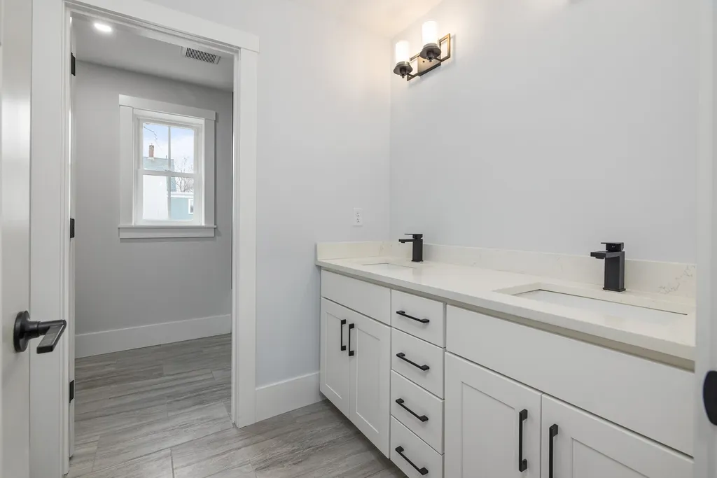 71 Madison Street Portsmouth NH 03801