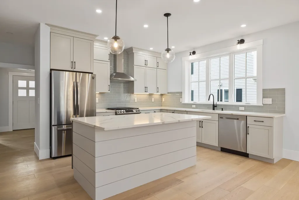 71 Madison Street Portsmouth NH 03801
