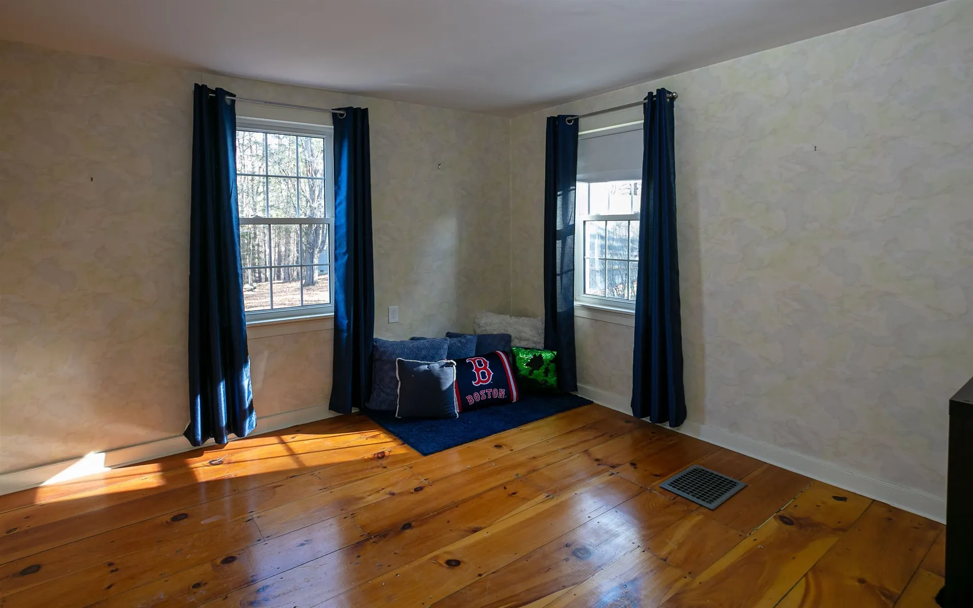 10 Macri Lane Walpole NH 03608