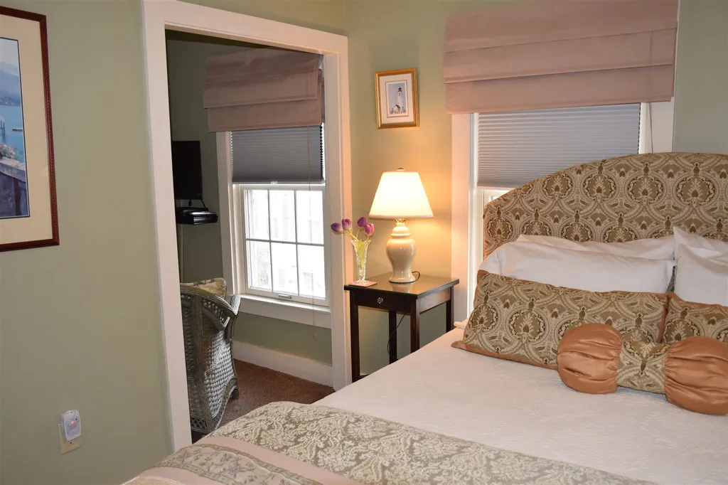 404 Islington Street Portsmouth NH 03801