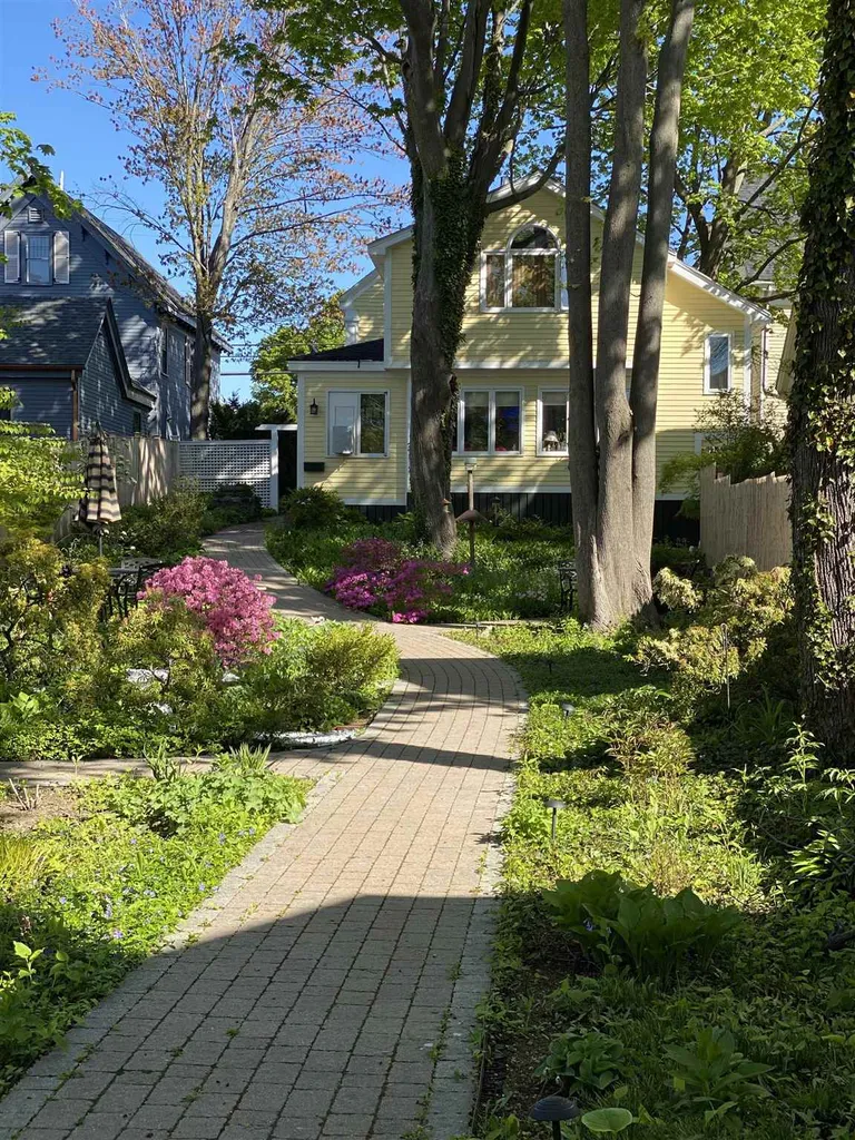 404 Islington Street Portsmouth NH 03801