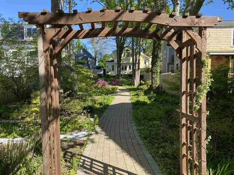 404 Islington Street Portsmouth NH 03801