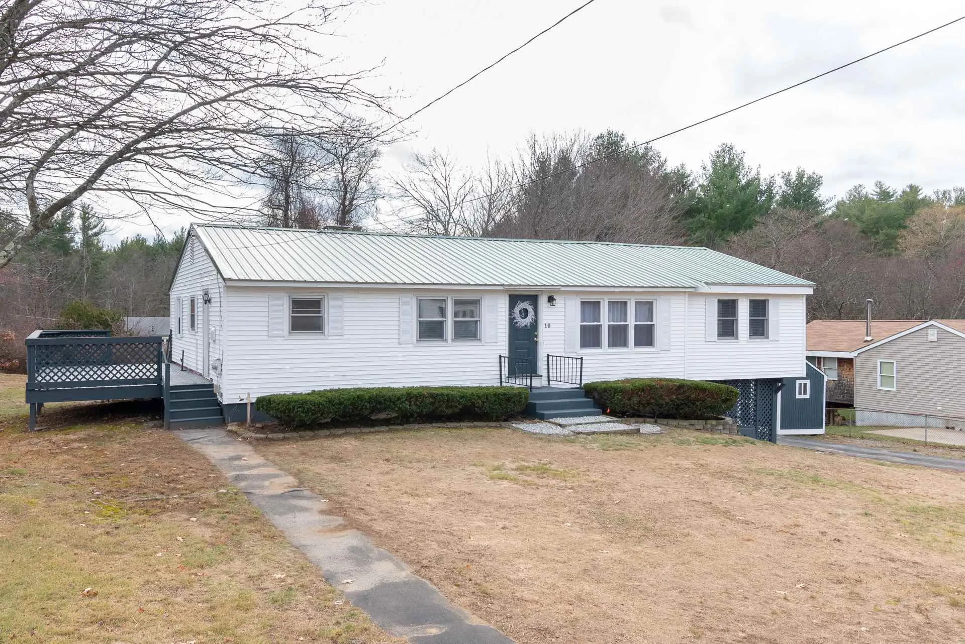10 Sunset Avenue Derry NH 03038