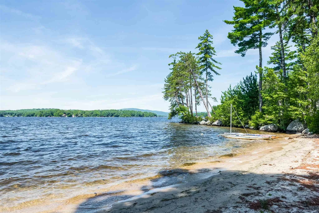 72 View Drive Moultonborough NH 03254