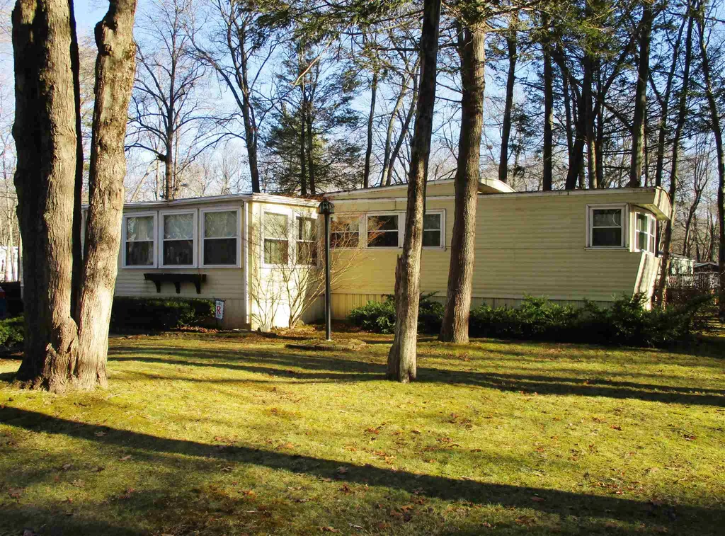 41 Brown Avenue Seabrook NH 03874