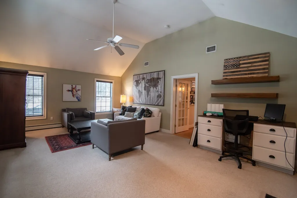 12 Bayberry Road Chester NH 03036