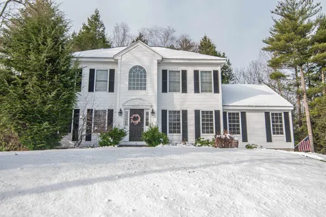 12 Bayberry Road Chester NH 03036