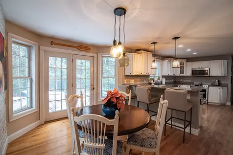 12 Bayberry Road Chester NH 03036