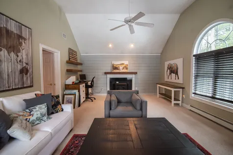 12 Bayberry Road Chester NH 03036