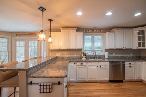 12 Bayberry Road Chester NH 03036