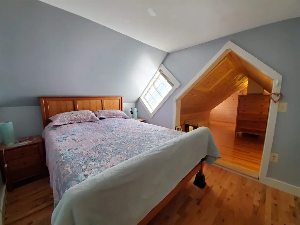 3 Goodhue Hill Road Enfield NH 03748