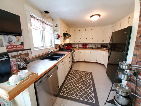 3 Goodhue Hill Road Enfield NH 03748