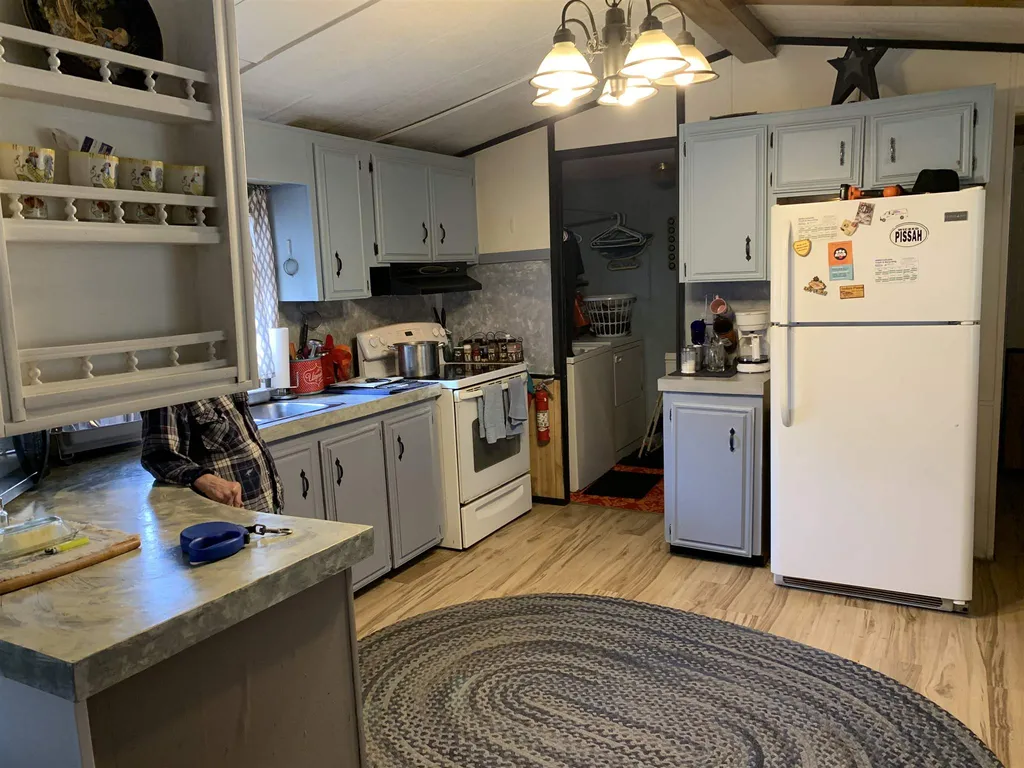 291 Tall Timbers Drive Hartford VT 05001