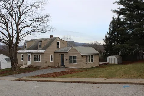 22 Stone Avenue Claremont NH 03743