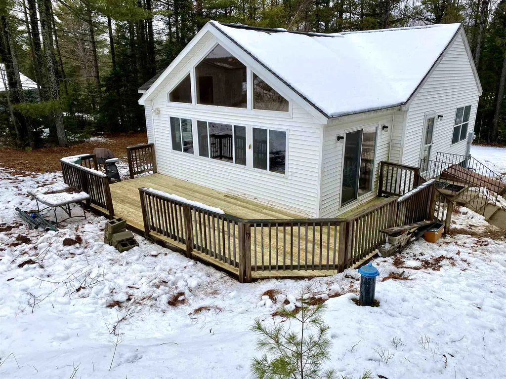 635 New Road Barnstead NH 03225