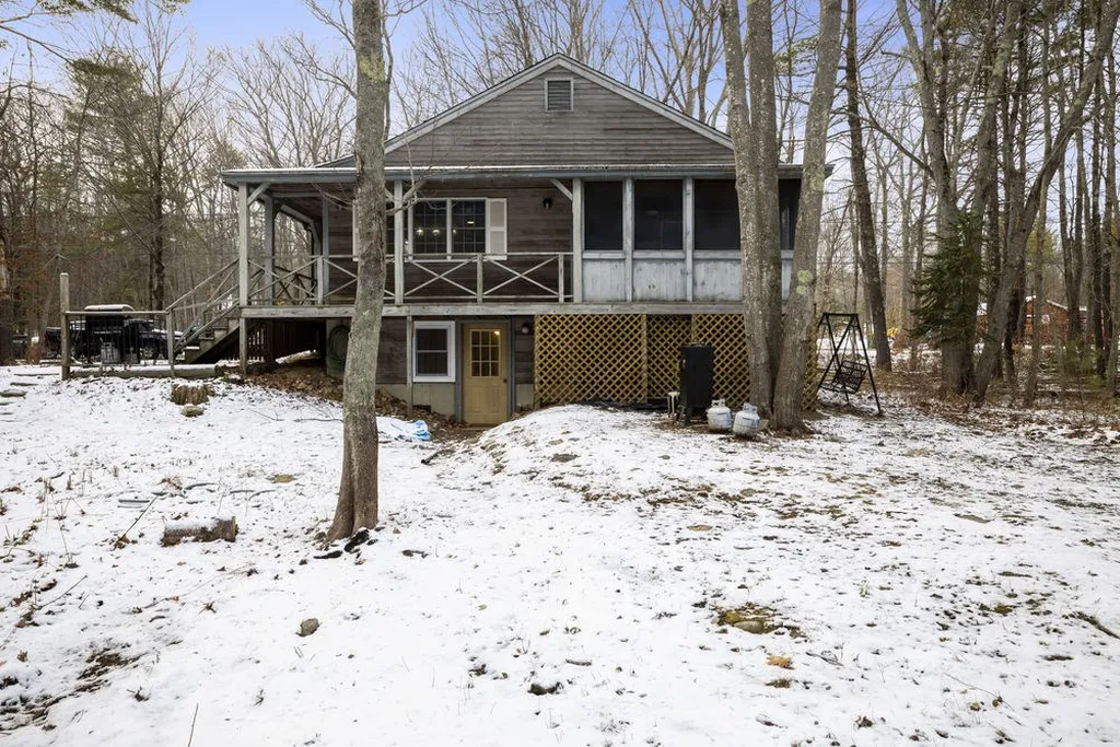 207 Chases Pond Road York ME 03909