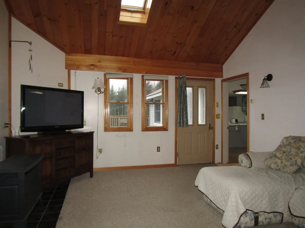 15 Forbes Hill Road Colebrook NH 03576