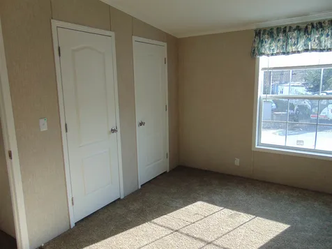 3 Loop Road Hudson NH 03051