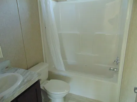 3 Loop Road Hudson NH 03051