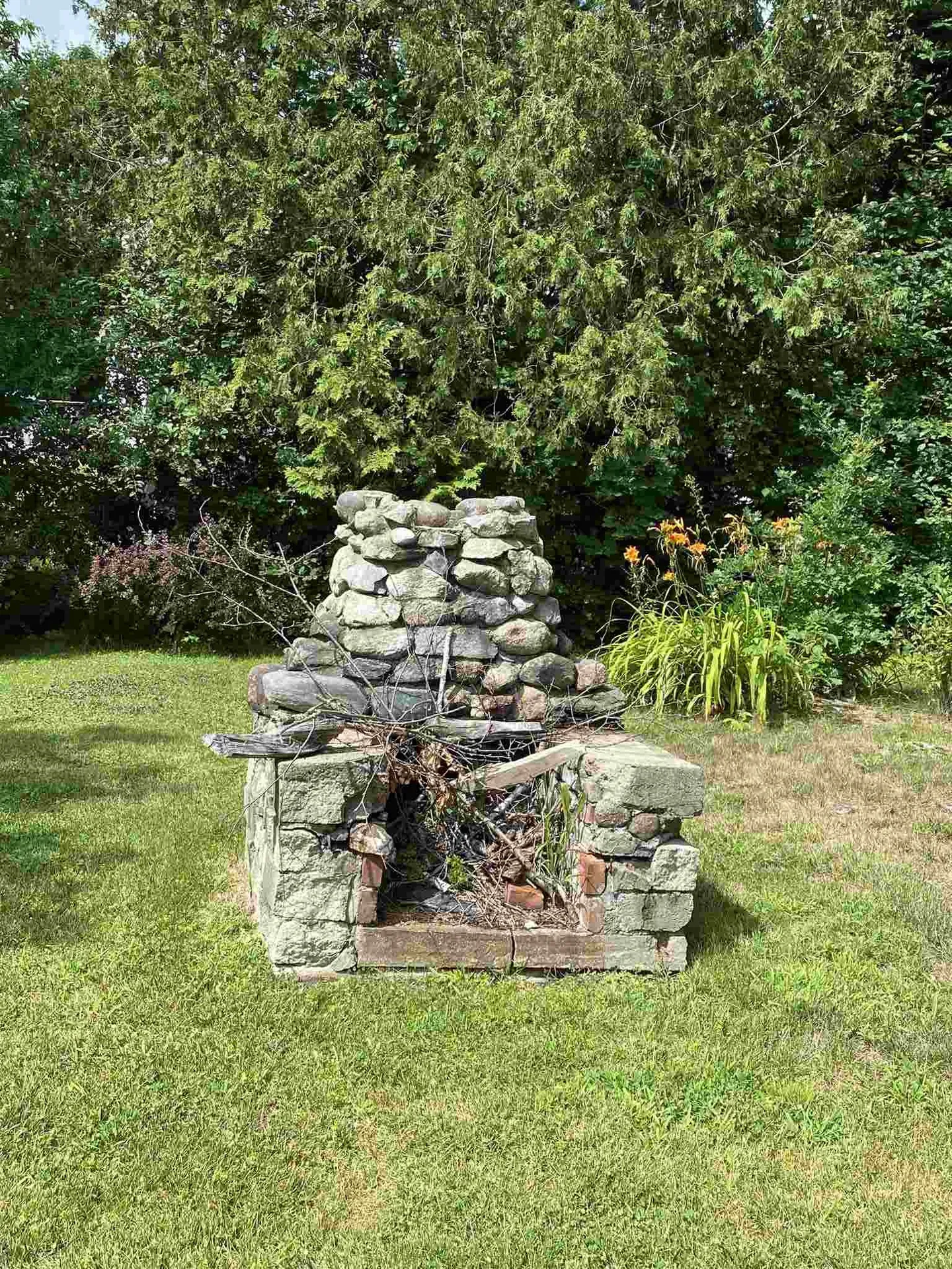 53 Kilburn Street Littleton NH 03561