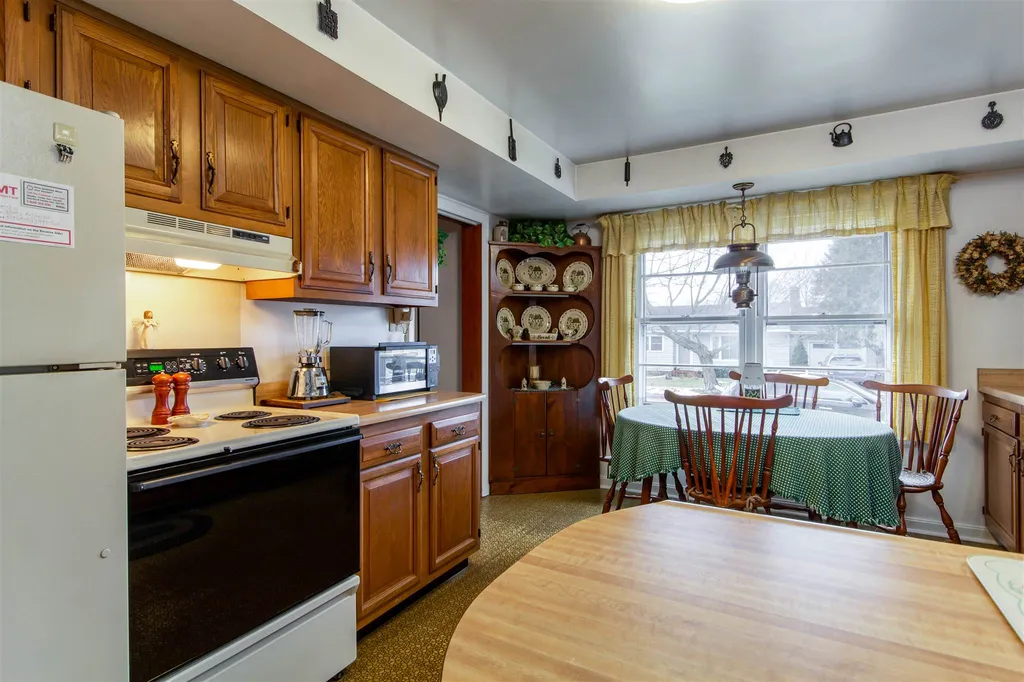 30 Linden Terrace Burlington VT 05401
