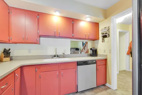 81 Kim Lane Milton VT 05468