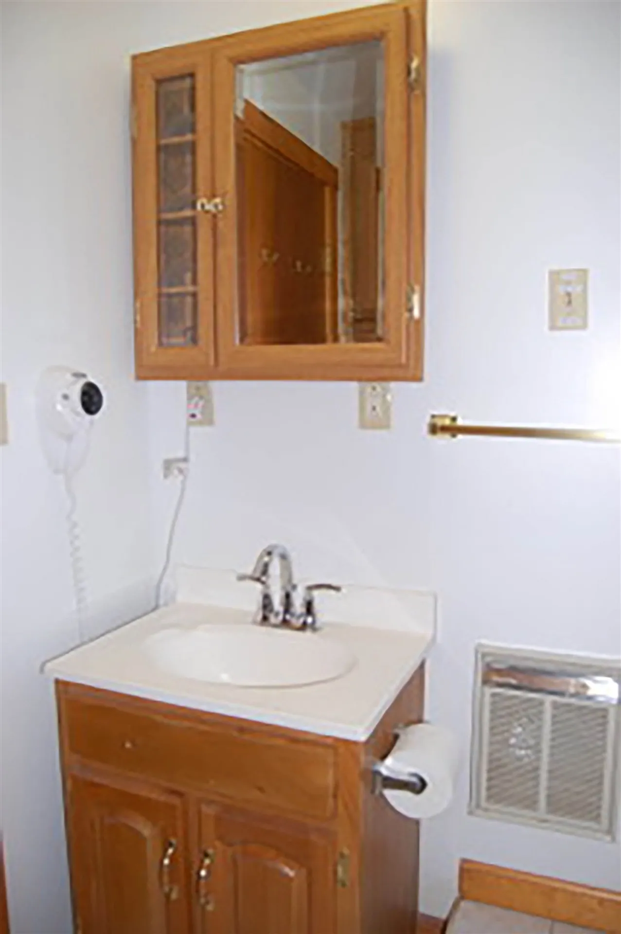 77 Cemetery Road Putney VT 05346