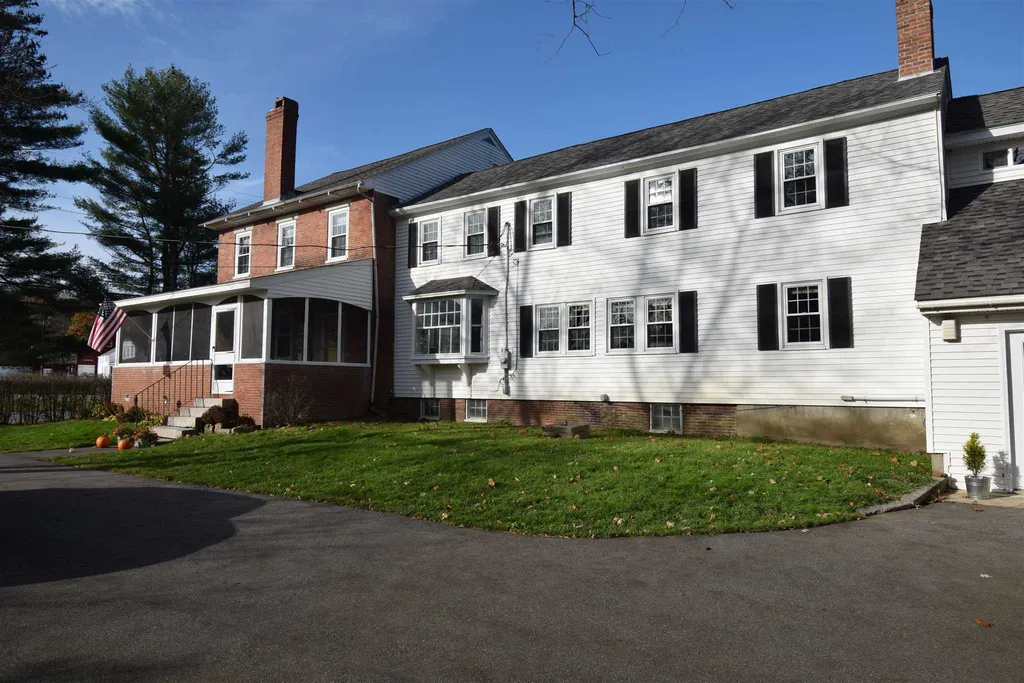 161 Main Street Kingston NH 03848