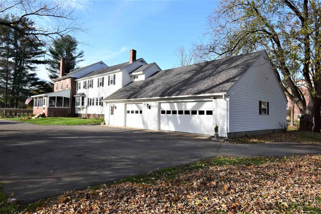 161 Main Street Kingston NH 03848