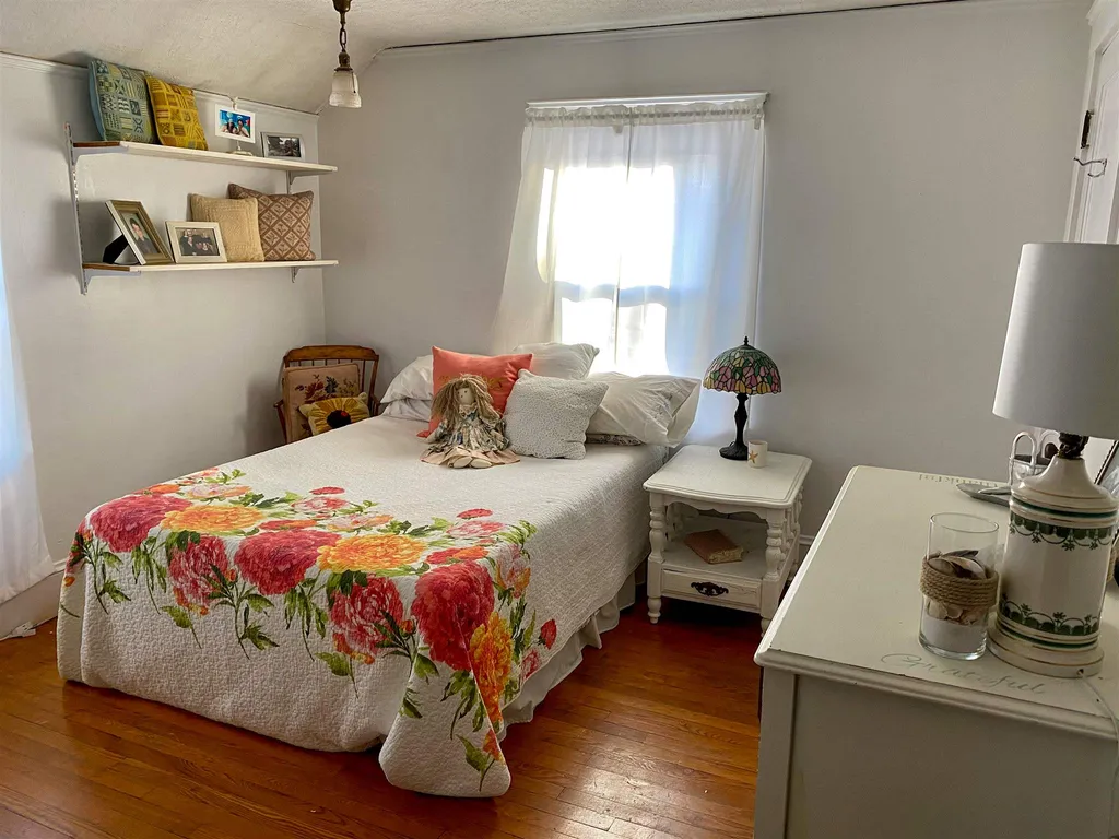 438 West Main Street Tilton NH 03276