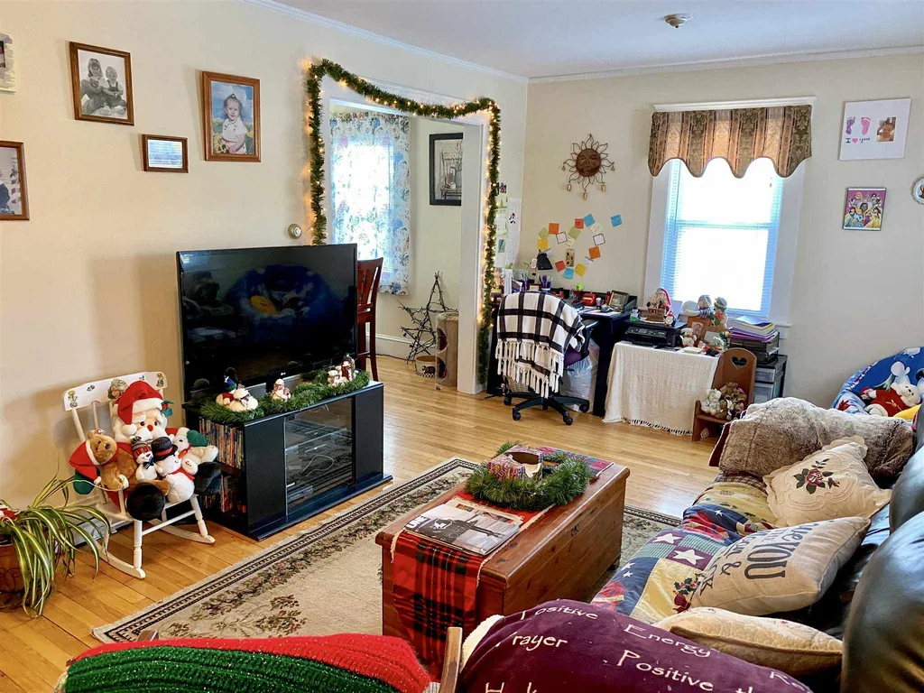 438 West Main Street Tilton NH 03276
