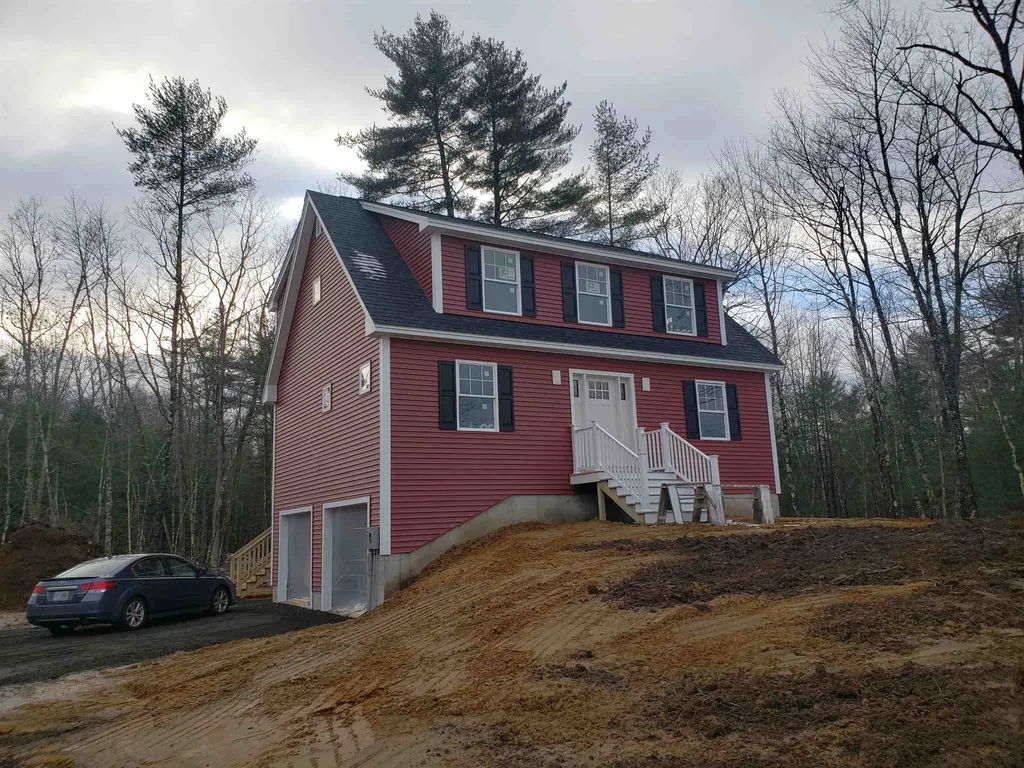 40 Meetinghouse Road Barrington NH 03825