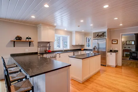 1026 Weeks Hill Road Stowe VT 05672