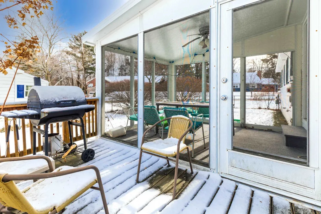 87 Sheffield Road Portsmouth NH 03801