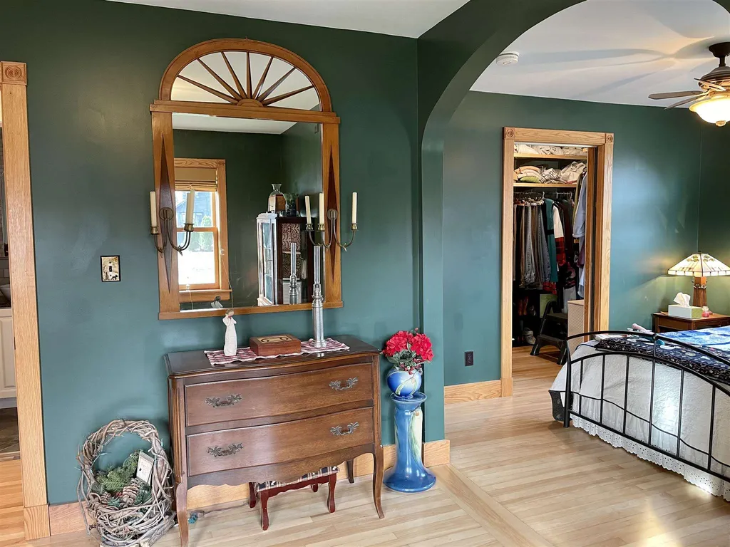 5 Ridgewood Avenue Keene NH 03431