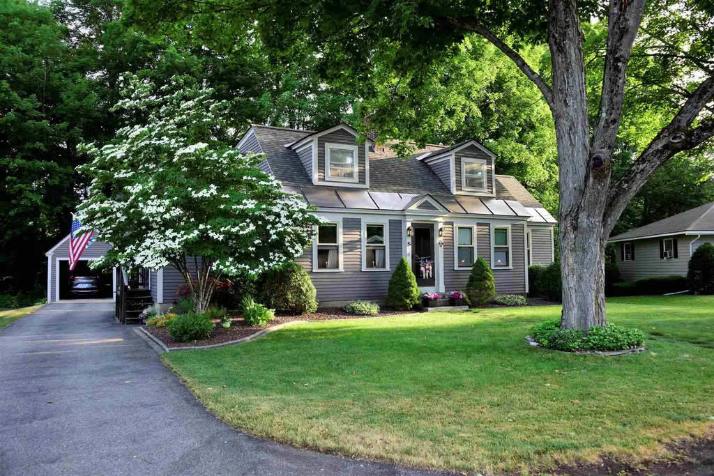 5 Ridgewood Avenue Keene NH 03431