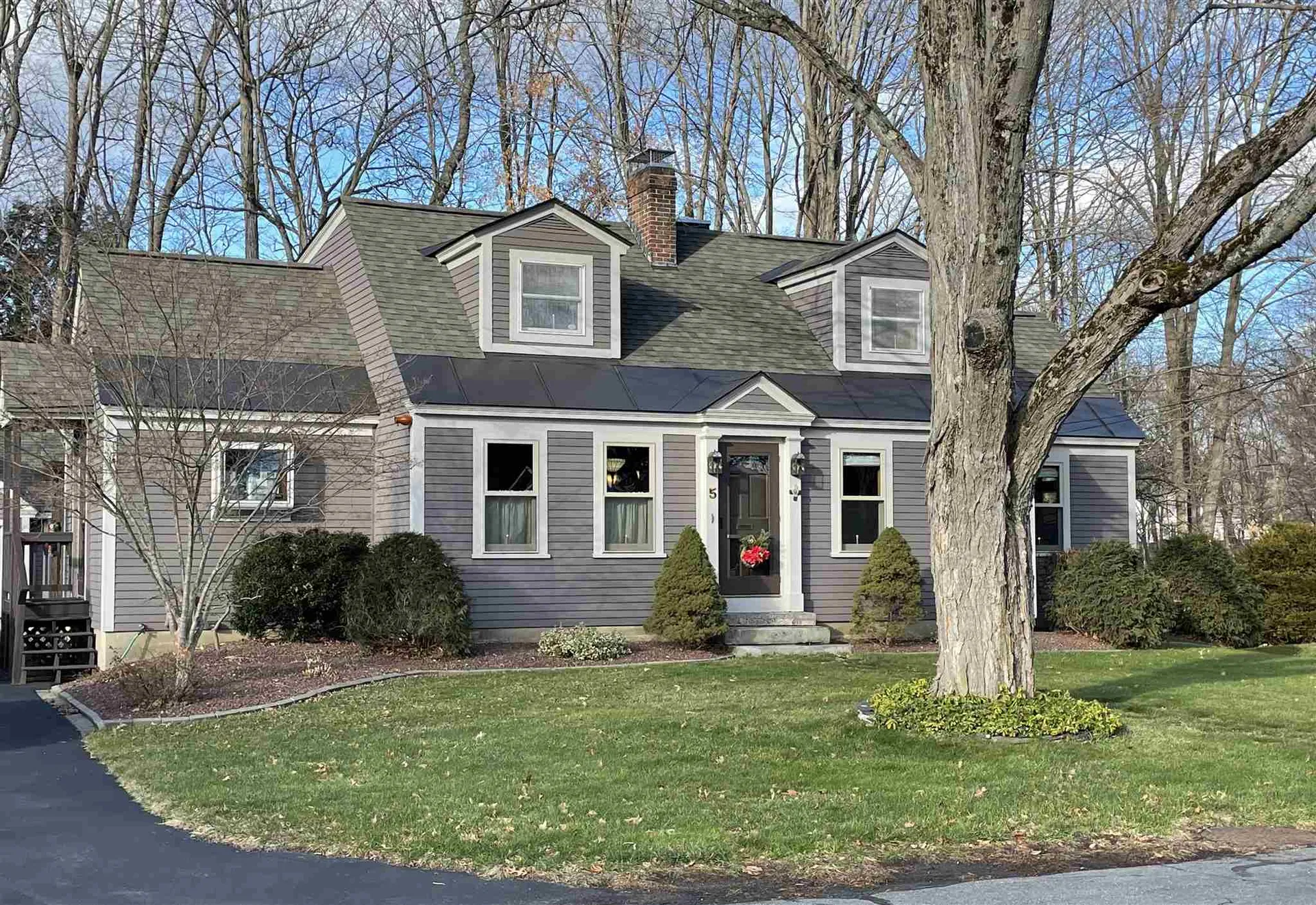 5 Ridgewood Avenue Keene NH 03431