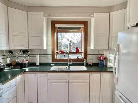 5 Ridgewood Avenue Keene NH 03431