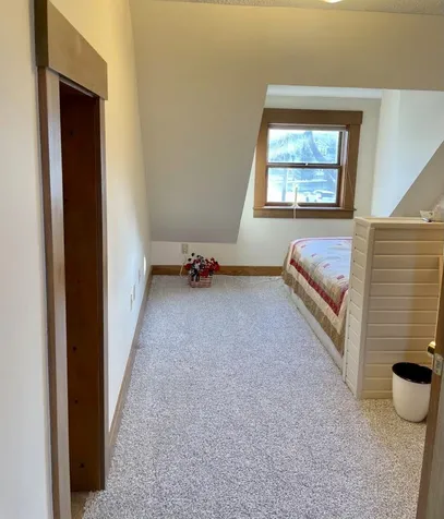 5 Ridgewood Avenue Keene NH 03431