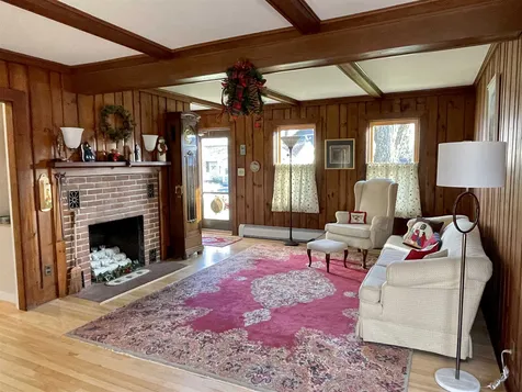 5 Ridgewood Avenue Keene NH 03431