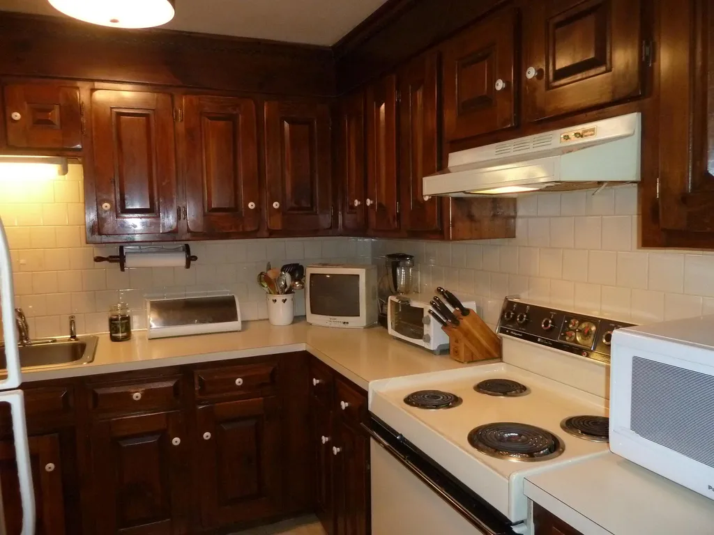 33 Spit Brook Road Nashua NH 03060