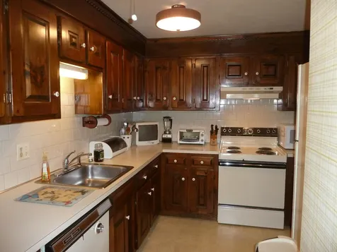 33 Spit Brook Road Nashua NH 03060