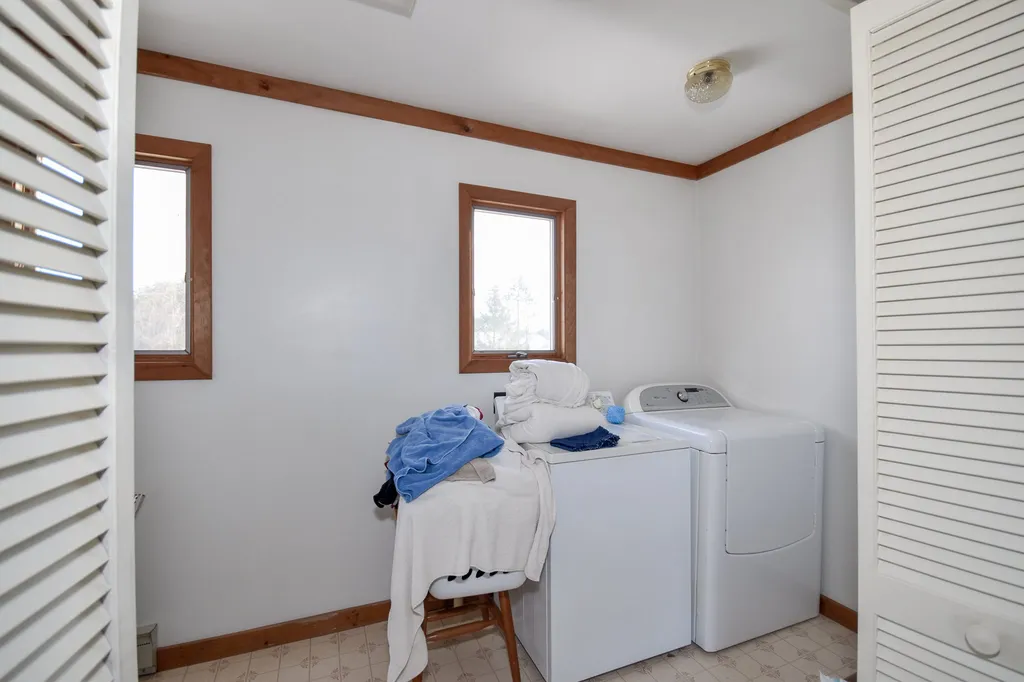 2 Clement Road Somersworth NH 03878