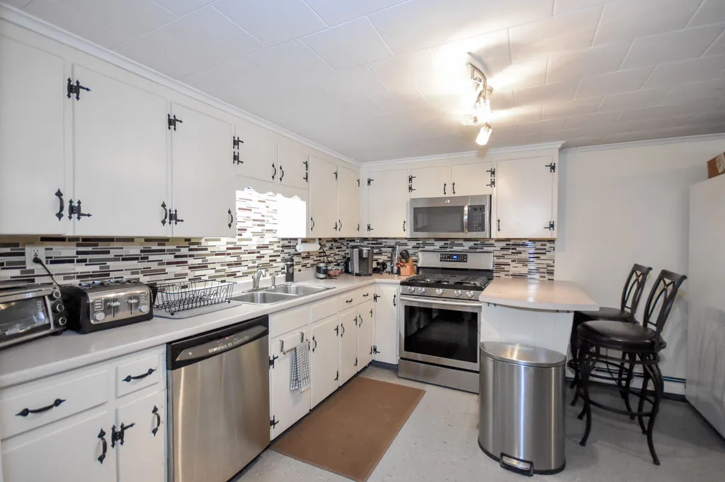 2 Clement Road Somersworth NH 03878