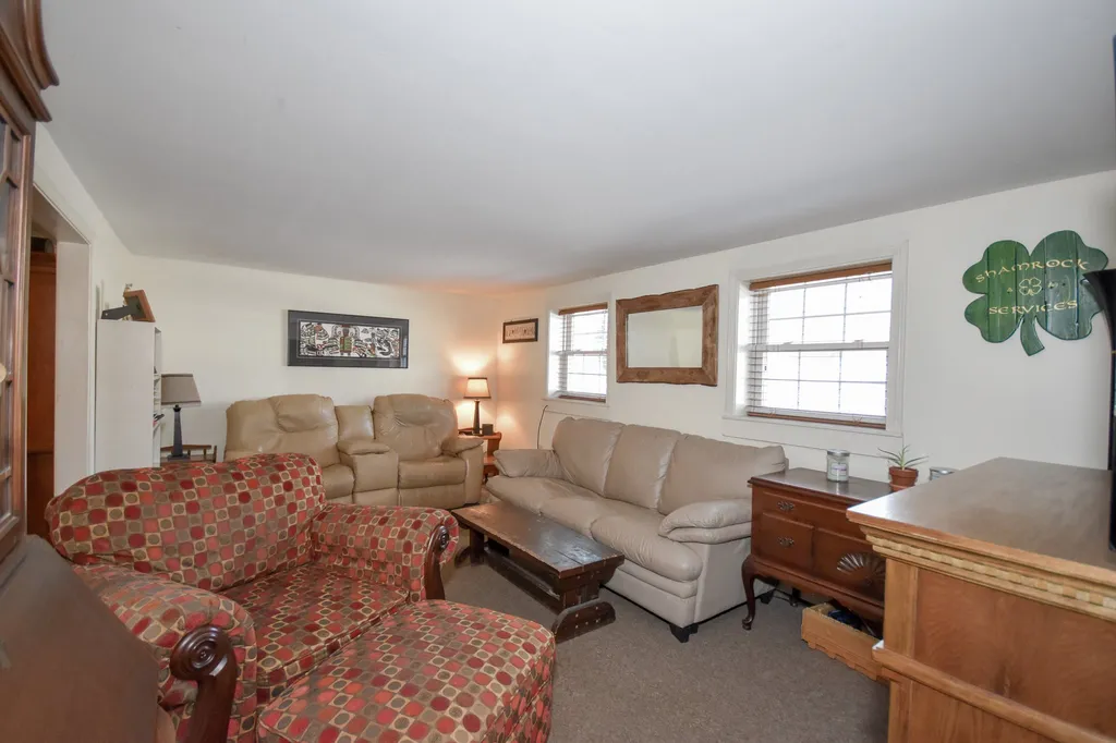 2 Clement Road Somersworth NH 03878